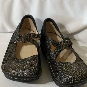 Alegria by PG Dayna Leopard Lite Shoes. Size 40